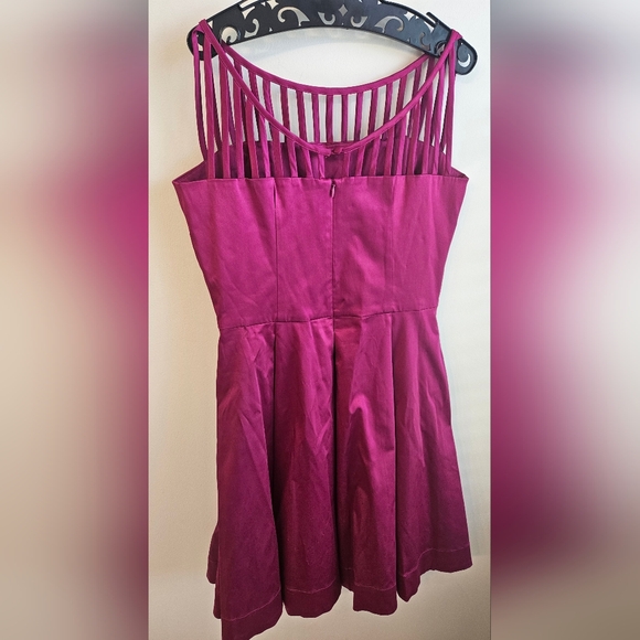 Trashy Diva Magenta Satin Cage Dress Size 12 New - Picture 2 of 2